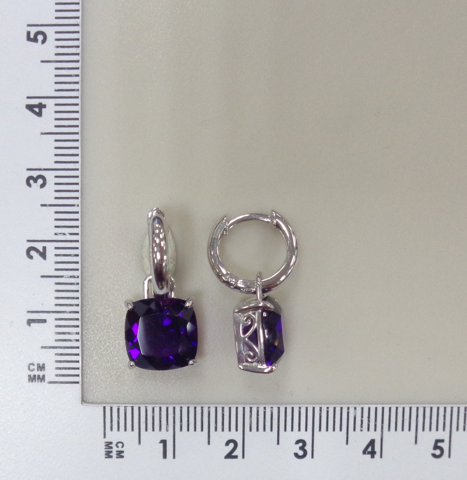 Серебряные серьги-конго с аметистами